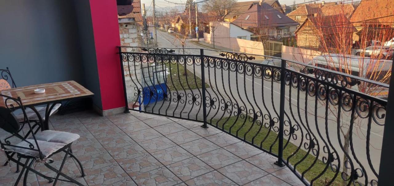 Hotel Casa Terzea Rîşnov Exterior foto
